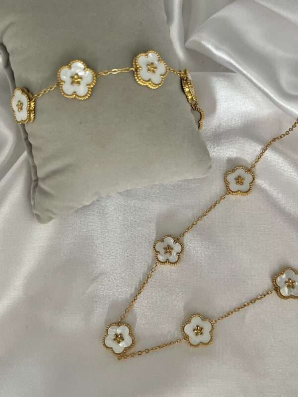 MIX COLAR E PULSEIRA FLORZINHA EM AÇO OURO