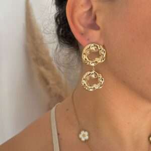 BRINCO ESFERA MARTELADO BANHADO A OURO