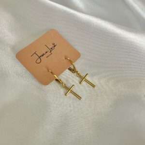 ARGOLINHA CRUCIFIXO BANHADA  A OURO