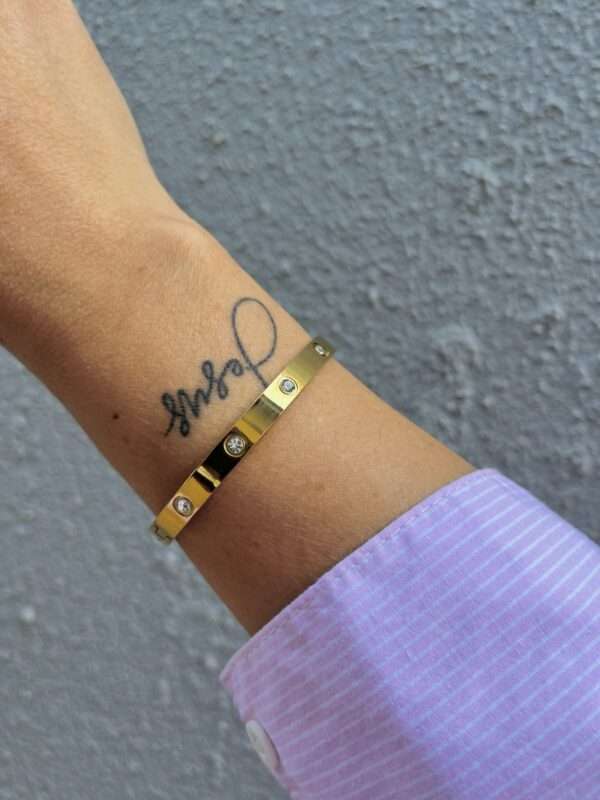 BRACELETE INSPIRAÇÃO VIRGINIA DE AÇO OURO