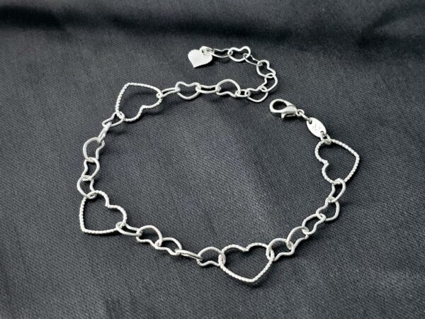 PULSEIRA ELOS CORAÇÃO SEMIJOIA PRATA