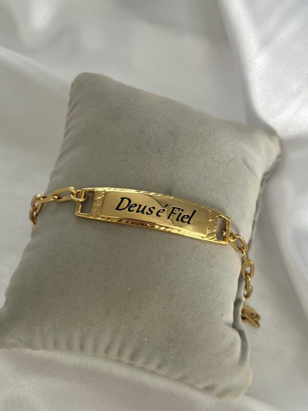 PULSEIRA PLACA DEUS É FIEL SEMIJOIA - Imagem 2