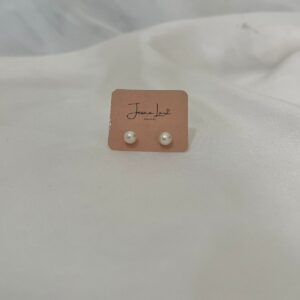 BRINCO PEROLA SEMIJOIA